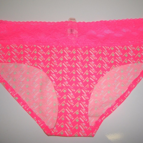 victoria secret panty size